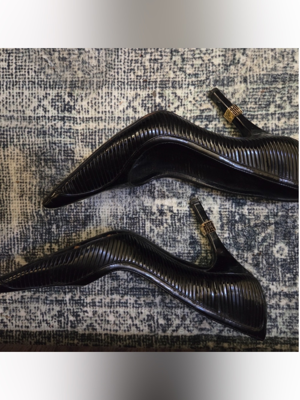 LOUIS VUITTON Patent Leather Ribbed Gold Logo Pumps Heels - 37
